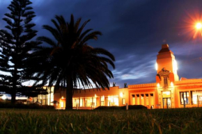  The Central Hotel Motel Lakes Entrance  Лейкс Энтранс
